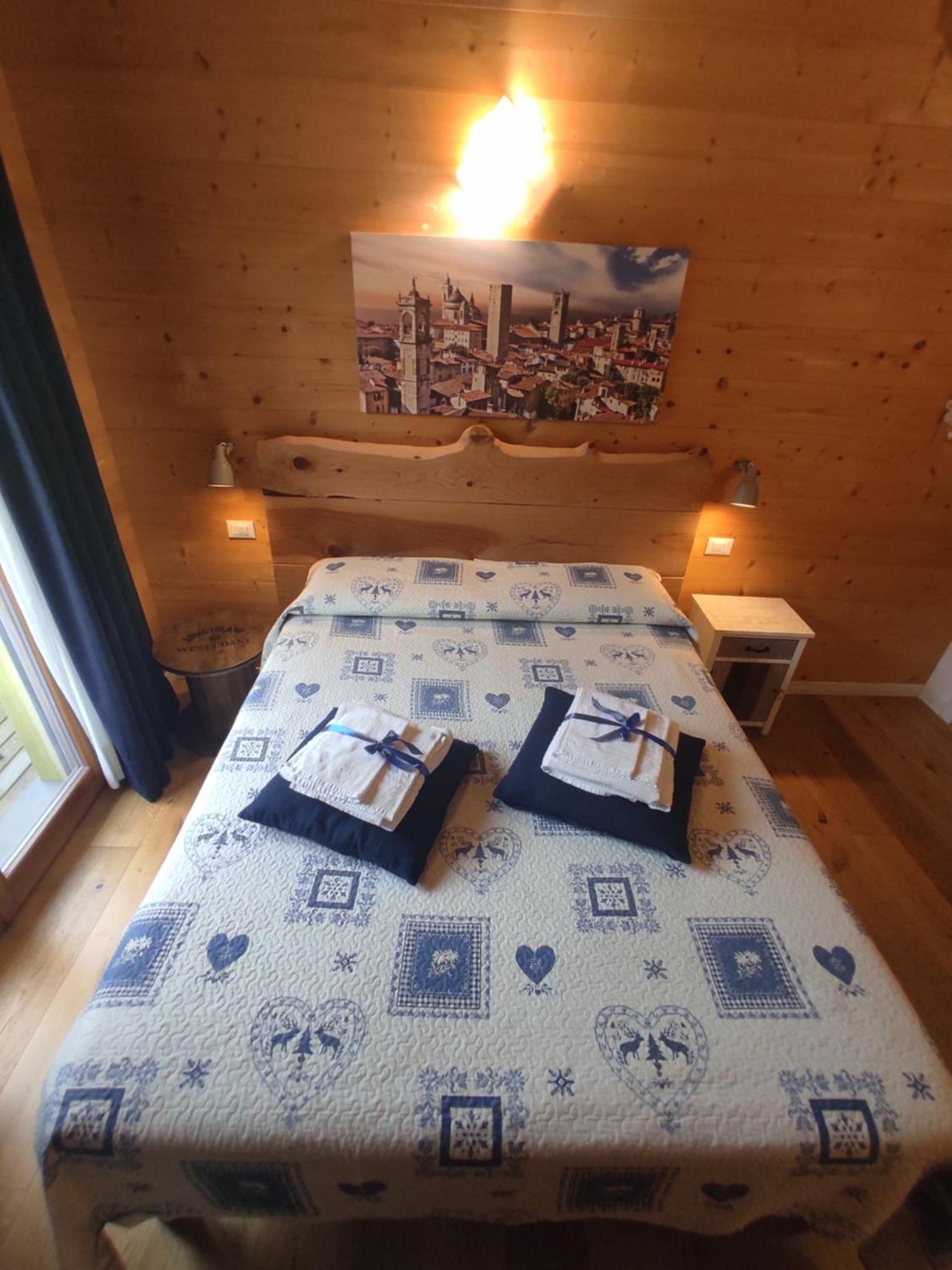 Agriturismo La Soglia Del Parco Ranica Kültér fotó